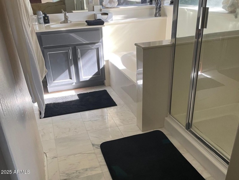 15 Master Bathroom Entry