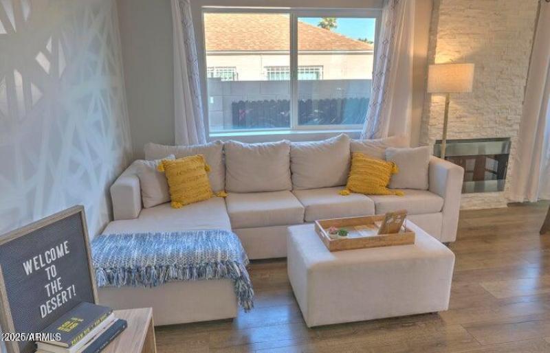 20251212194859238804000000-o