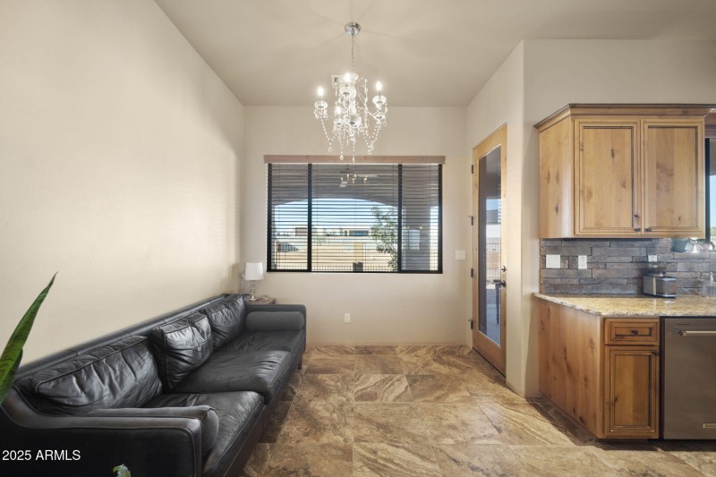 24-web-or-mls-16215-e-saguaro-vista-ct