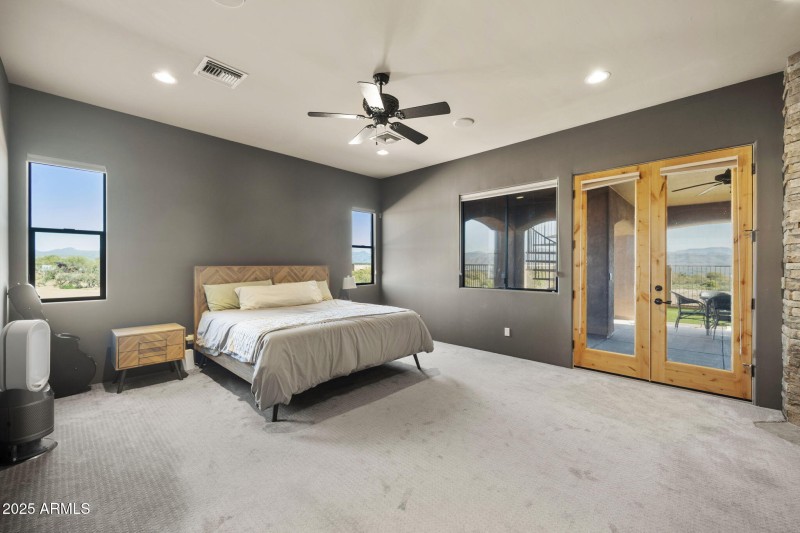 31-web-or-mls-16215-e-saguaro-vista-ct