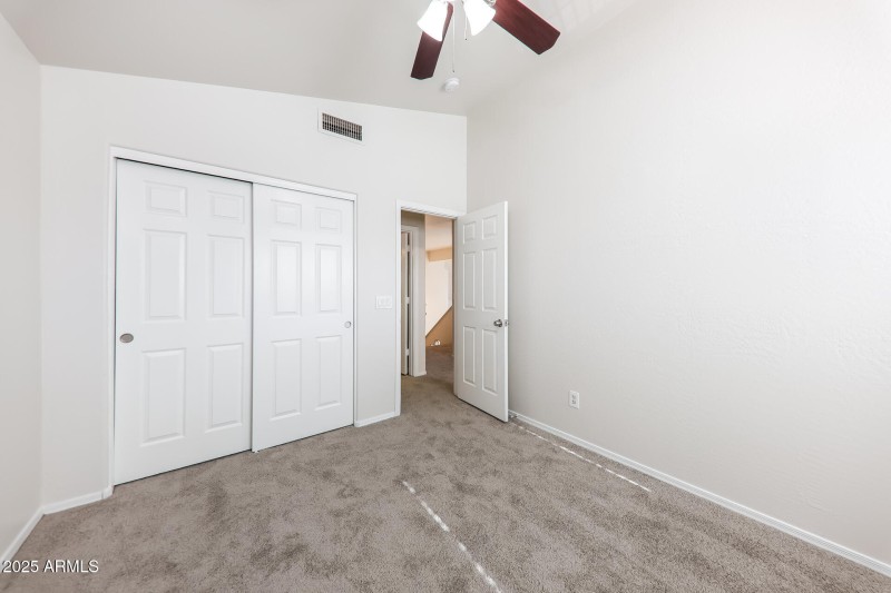 022-photo-bedroom-15030706