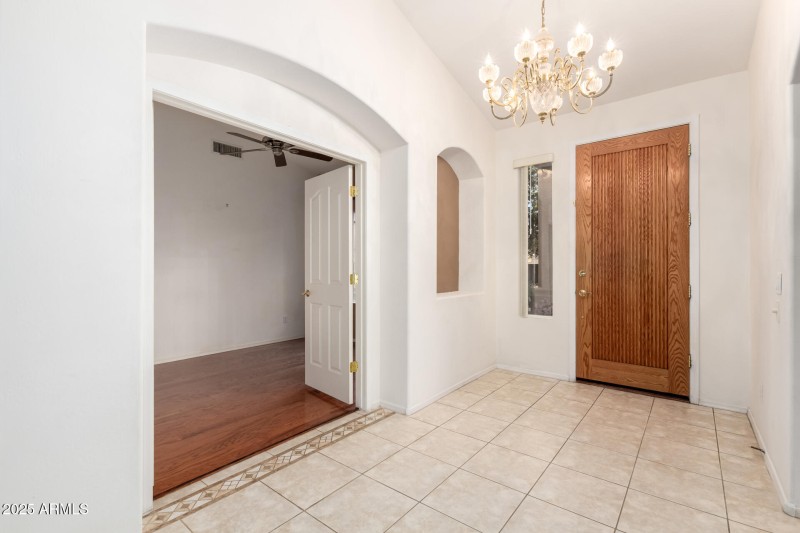 4445 E Sleepy Ranch Rd