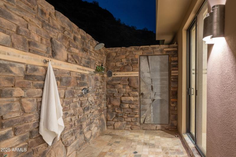 Outdoor Zen Garden & Shower