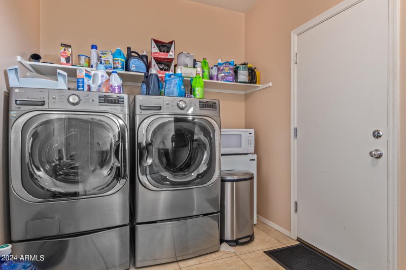 0039-39 Via Arboles 20886