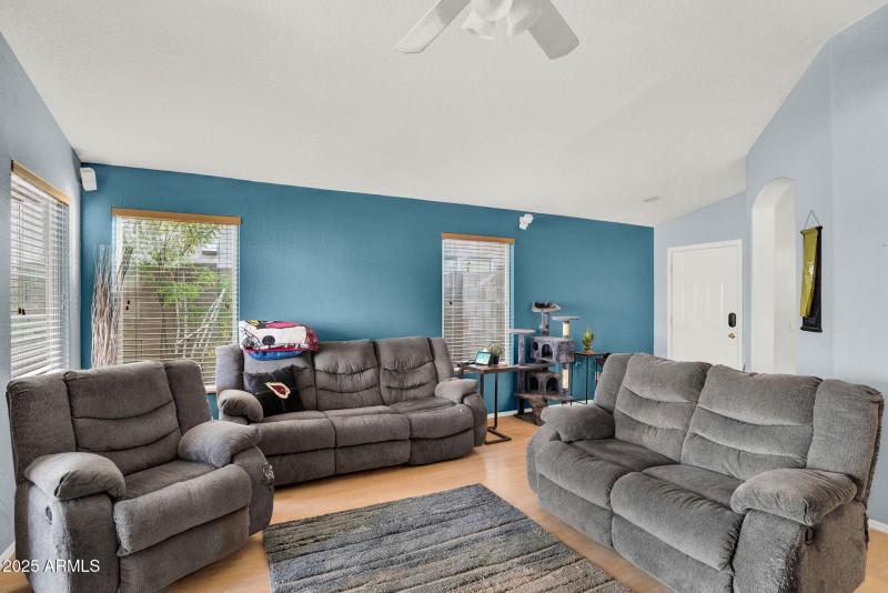 6-web-or-mls-1714 W Hiddenview Dr-7