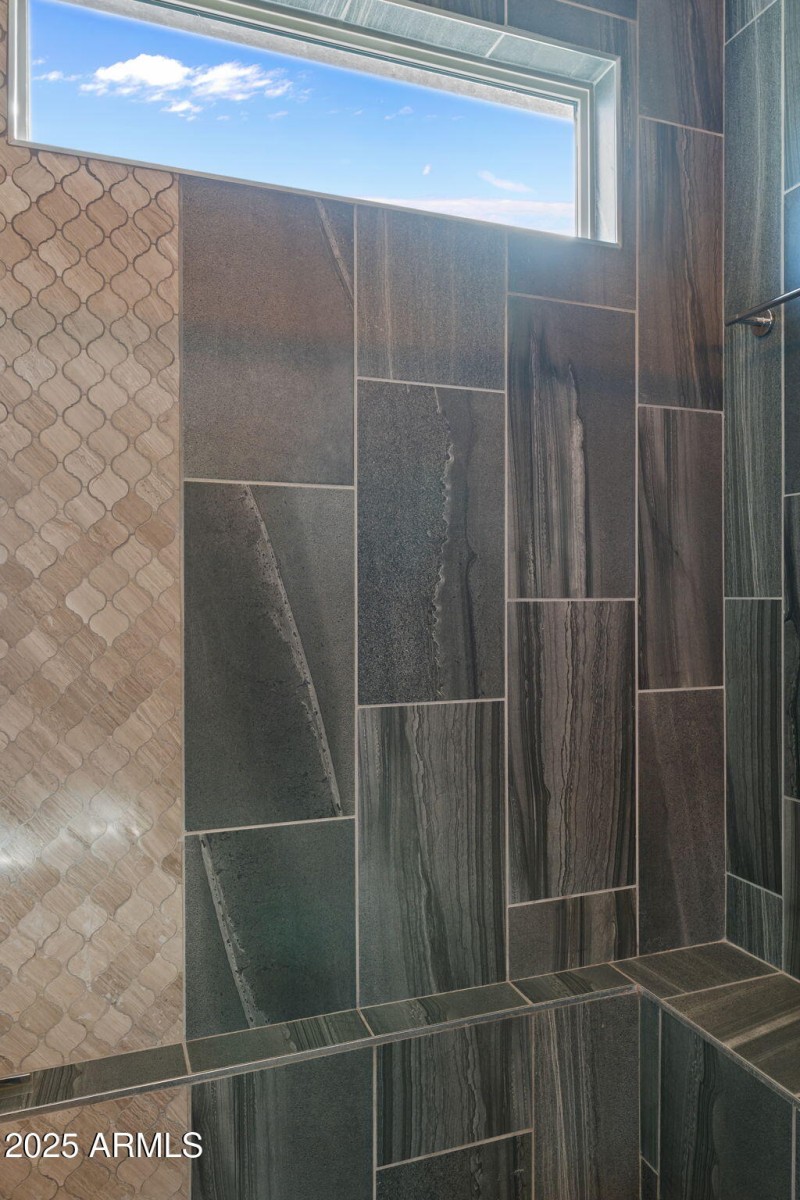 15-web-or-mls-DSC06052