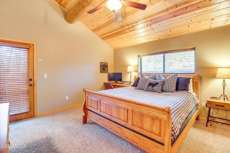 Upstairs secondary bedroom