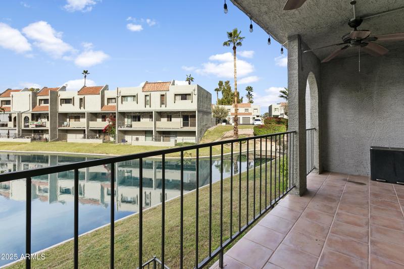 2524 El Paradiso_2524EParadiso119-012