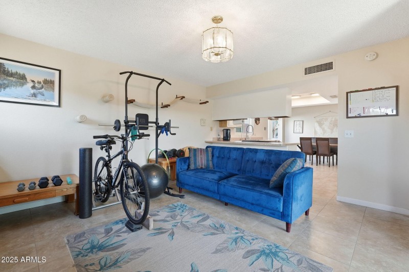 Great room looking toward kitchen