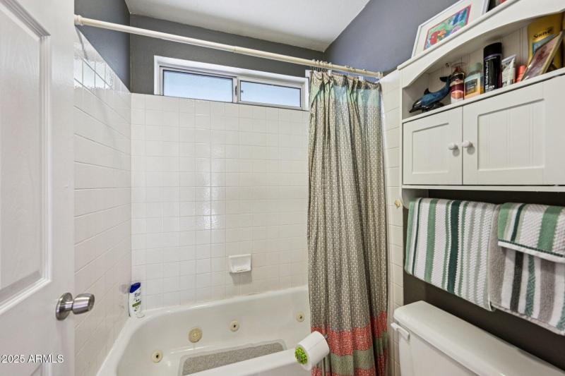 35-web-or-mls-W Michelle Dr-S0508-035