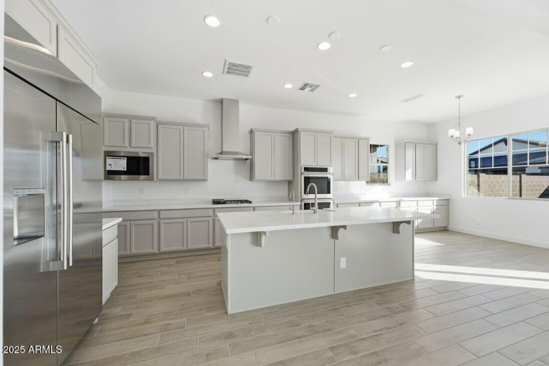 hj-az-phoenix-ellsworth-ranch-landmark-r