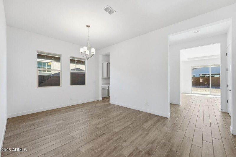 hj-az-phoenix-ellsworth-ranch-landmark-r