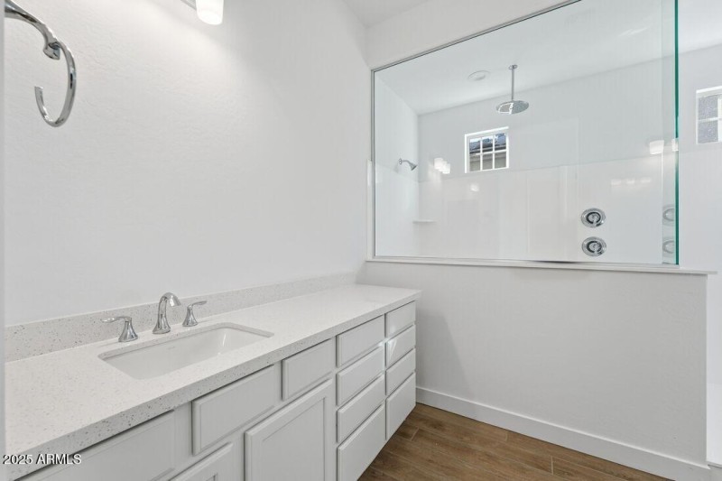 hj-az-phoenix-ellsworth-ranch-landmark-r