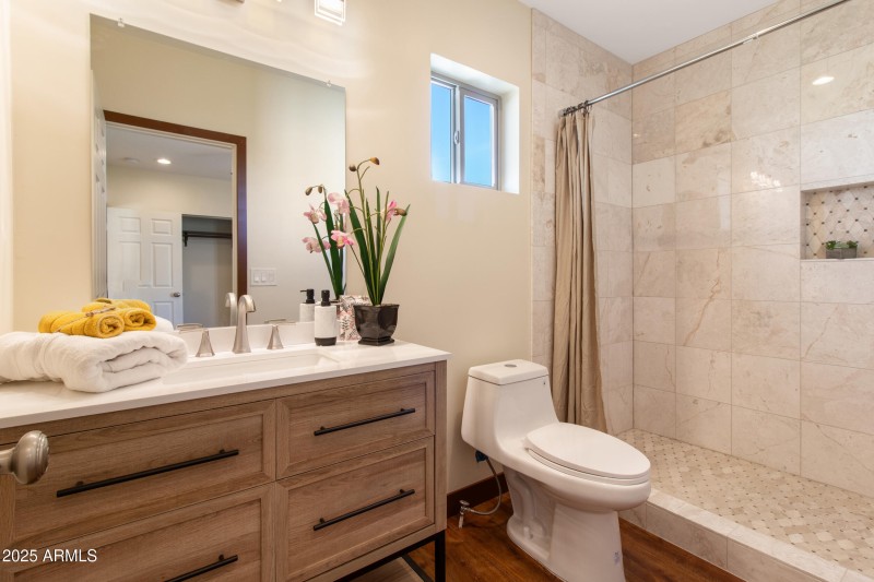 Jack N Jill Barhroom