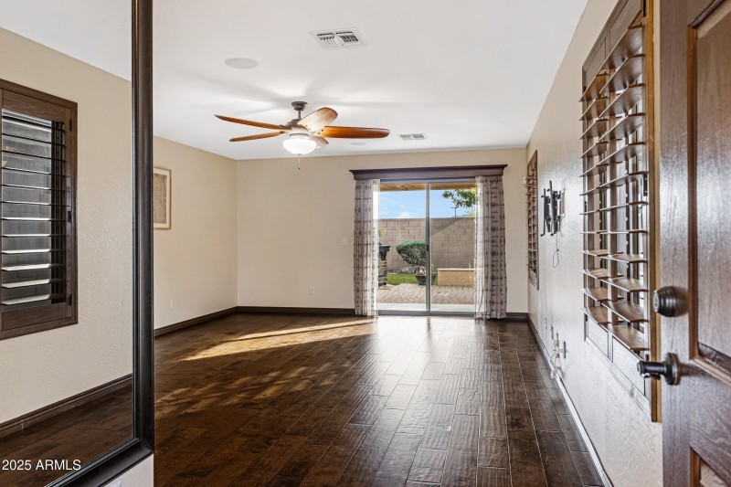 3809 W Five Mile Peak Dr-6