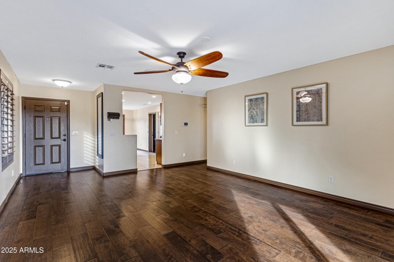 3809 W Five Mile Peak Dr-10