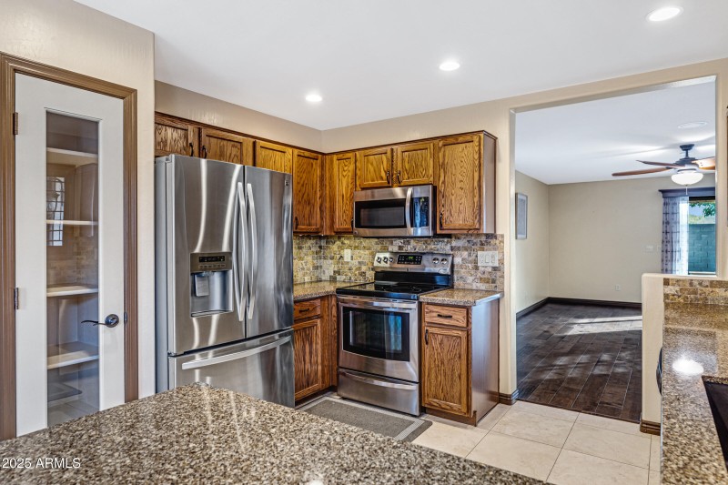 3809 W Five Mile Peak Dr-15