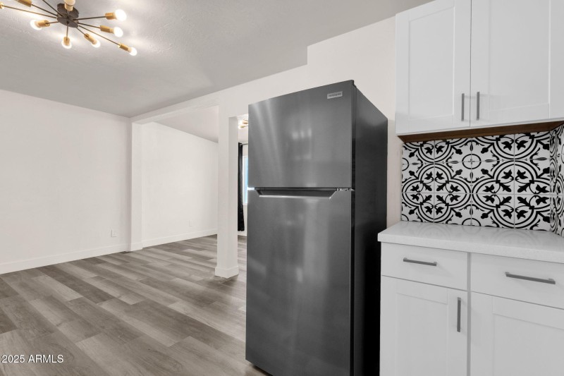 17-web-or-mls-1012-e-pierson-st