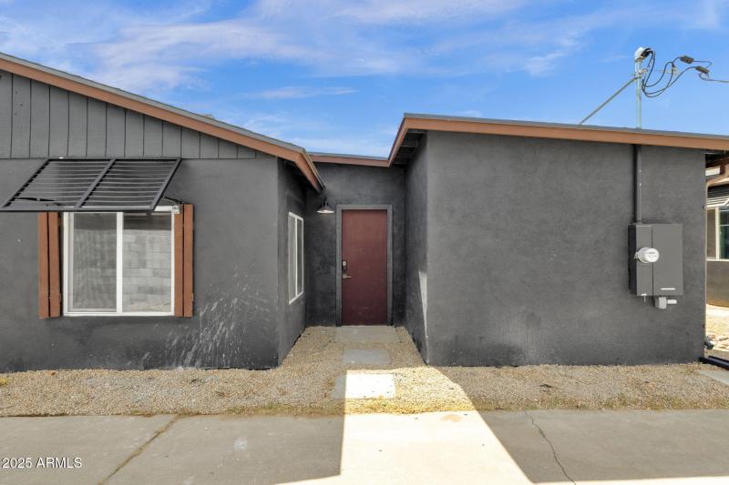 33-web-or-mls-1012-e-pierson-st