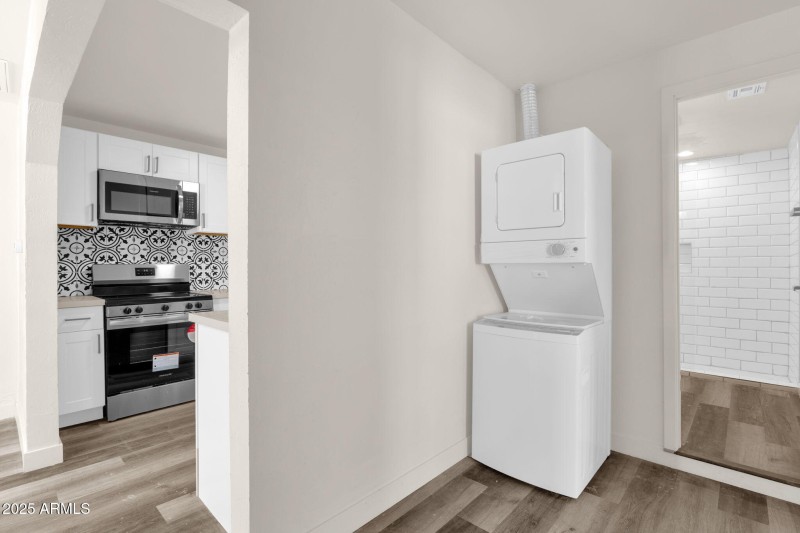 37-web-or-mls-1012-e-pierson-st