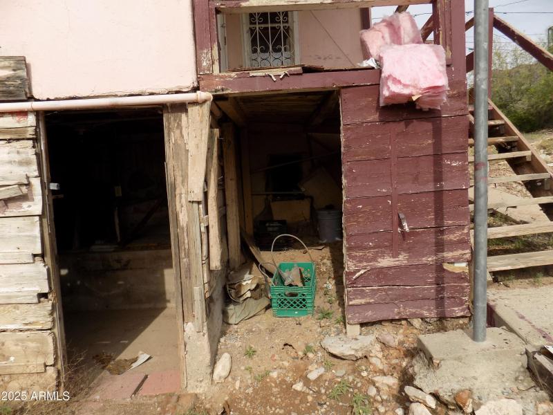 Back water heater rm