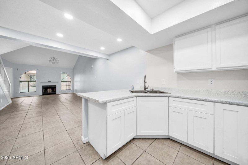 4545 N 67th Ave 1422-14