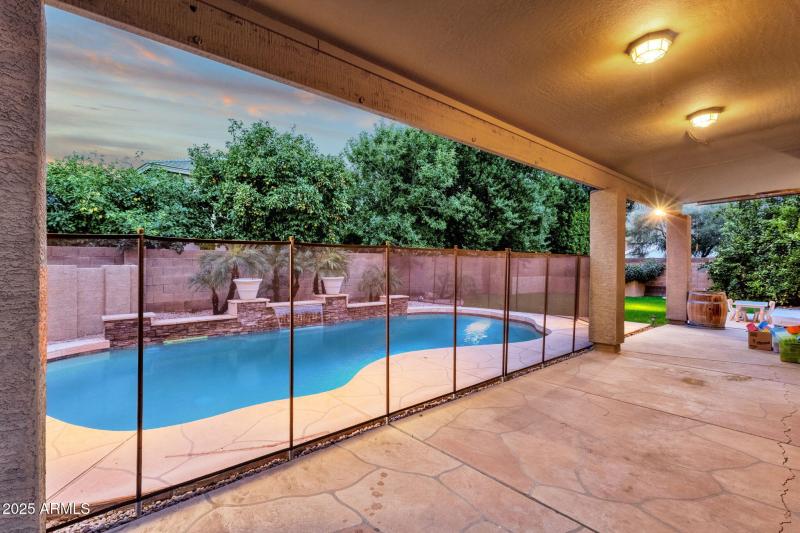 40-web-or-mls-969-e-oakland-st