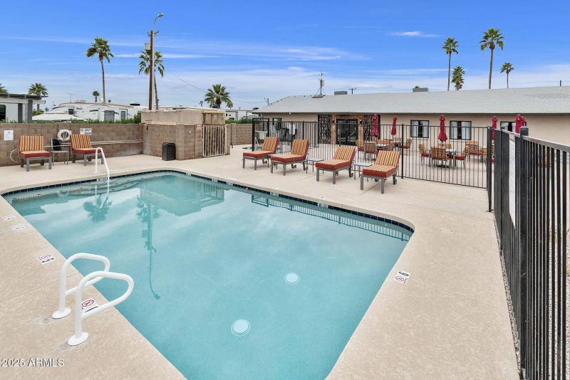 8-web-or-mls-DLB_1761