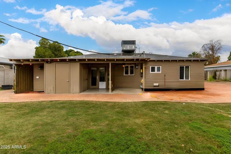 43-10th - Furniture removed - 0