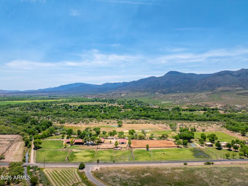 707 Quarterhorse Ln Camp Verde AZ-2