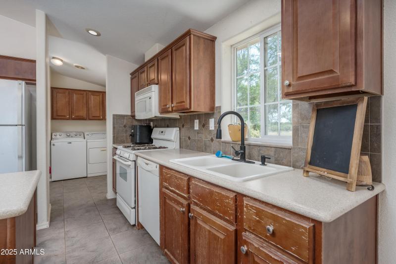 707 Quarterhorse Ln Camp Verde AZ-51