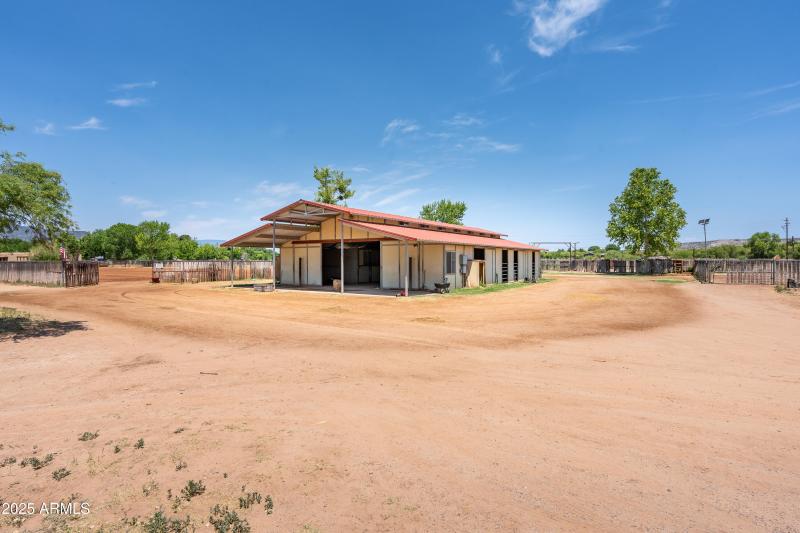 707 Quarterhorse Ln Camp Verde AZ-66