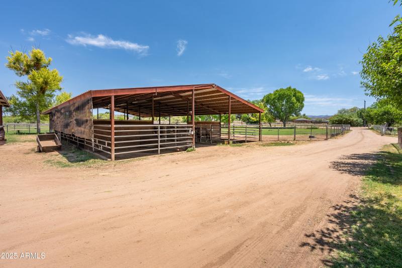 707 Quarterhorse Ln Camp Verde AZ-73