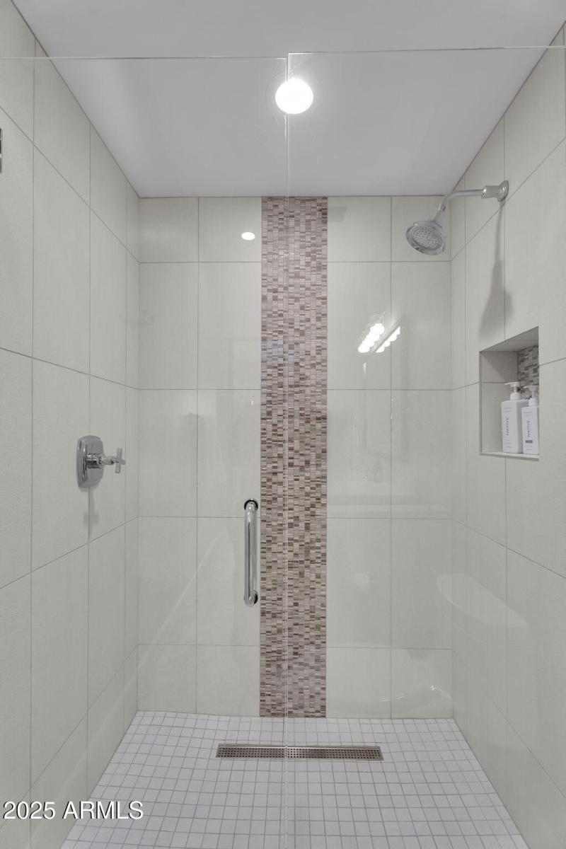 70-web-or-mls-Aniko-65