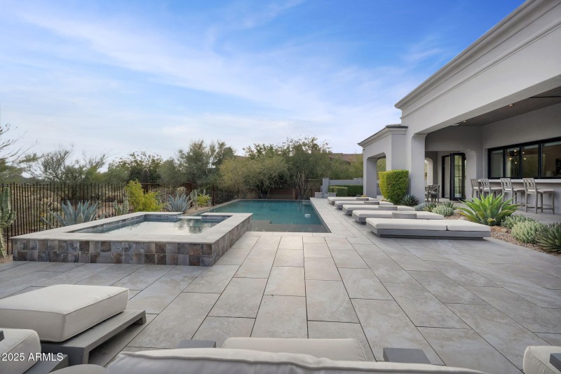 138-web-or-mls-Aniko-127