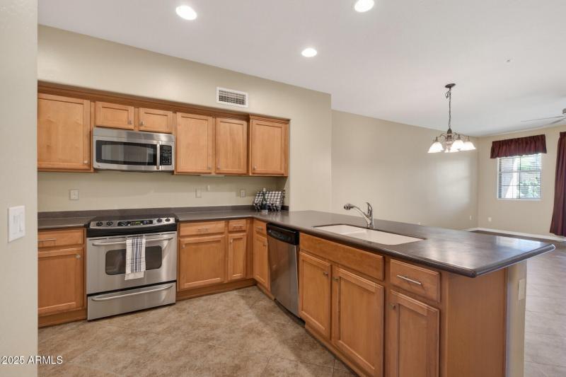 2110_W_Tallgrass9_mls (2)