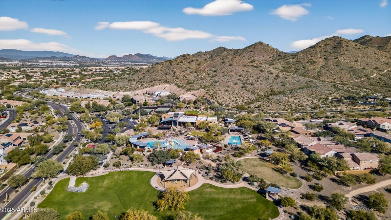 2110_W_Tallgrass58_mls