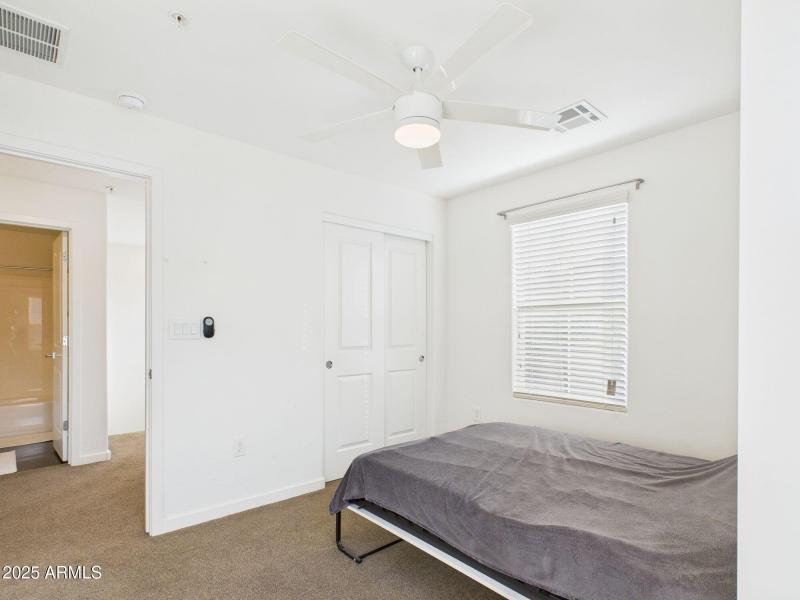 17-web-or-mls-CAM03379G0-PR0169-STILL015