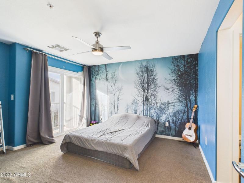 19-web-or-mls-CAM03379G0-PR0169-STILL017