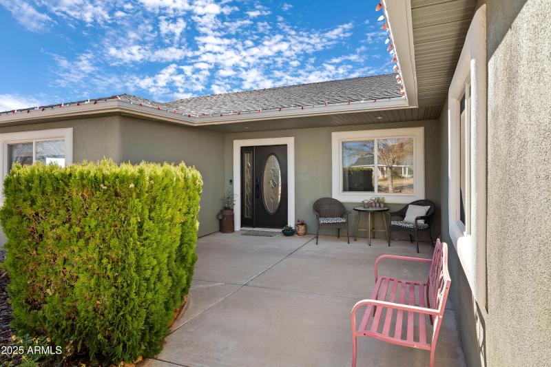 Front Entry Seating Area