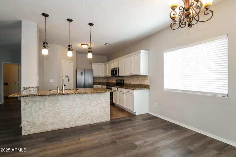 010-photo-kitchen-15024601