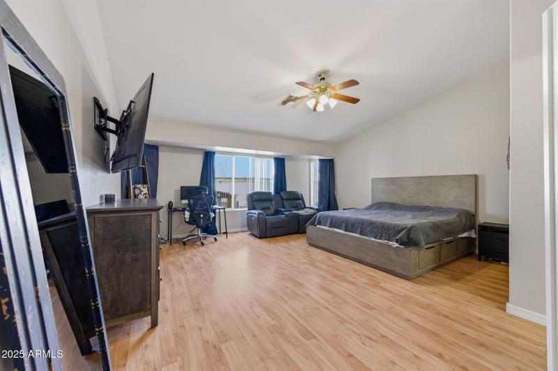 23-web-or-mls-43392 W Neely Drive-23