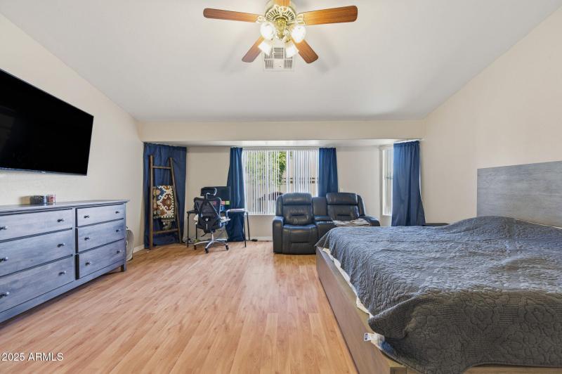 27-web-or-mls-43392 W Neely Drive-27