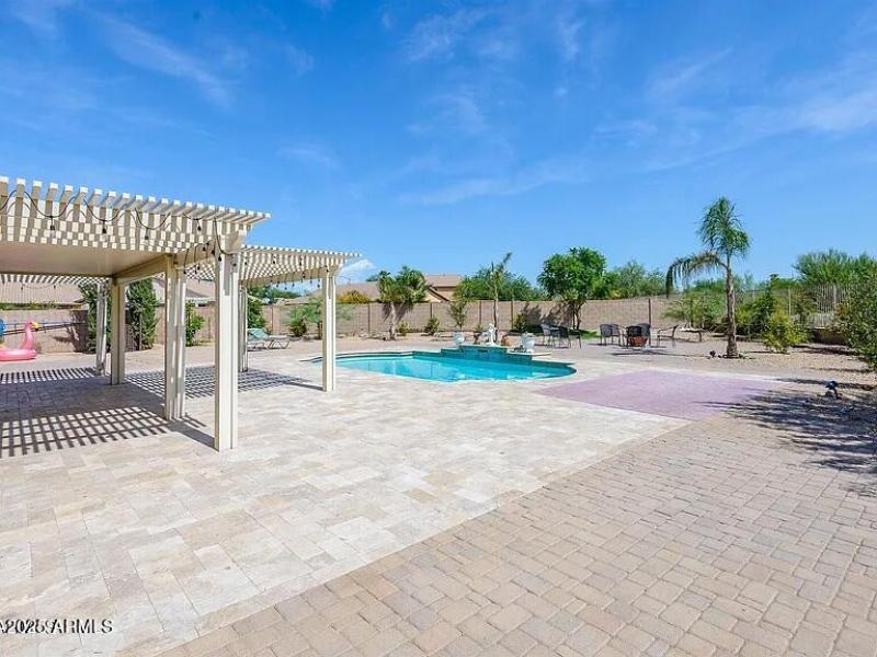 a05da5f01e3ab7f26c2f583dbccd50fb-cc_ft_7