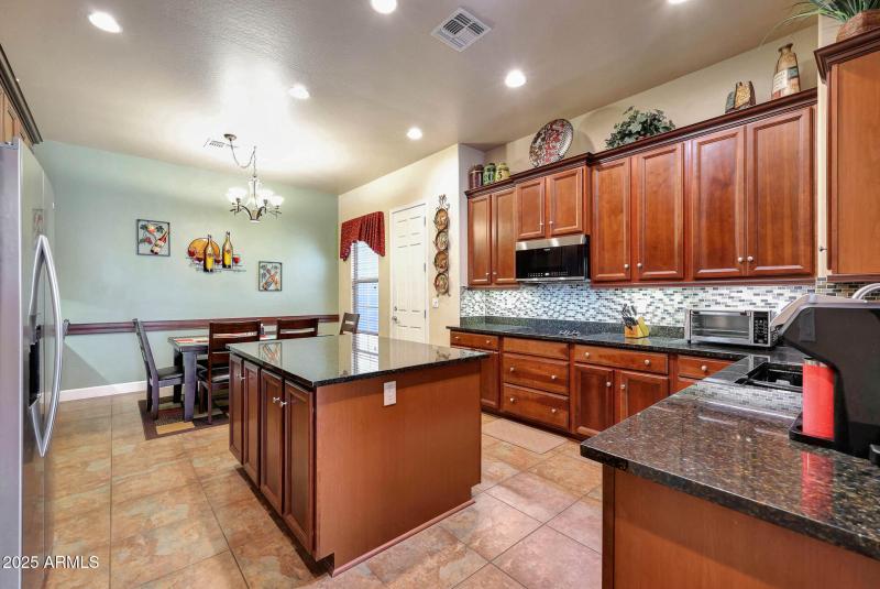 17394 W Lincoln St_kitchen1