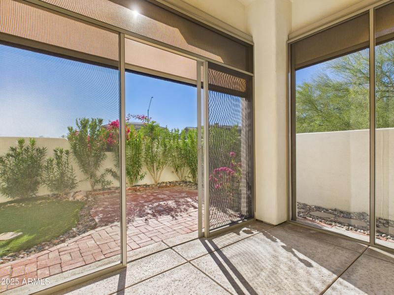 55 13826 N 96th St Covered Patio