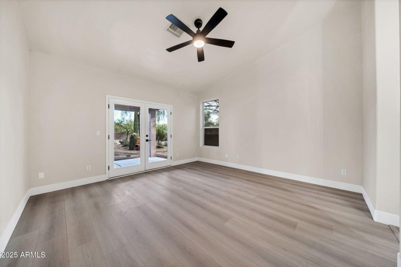 Primary Bed with Backyard Access