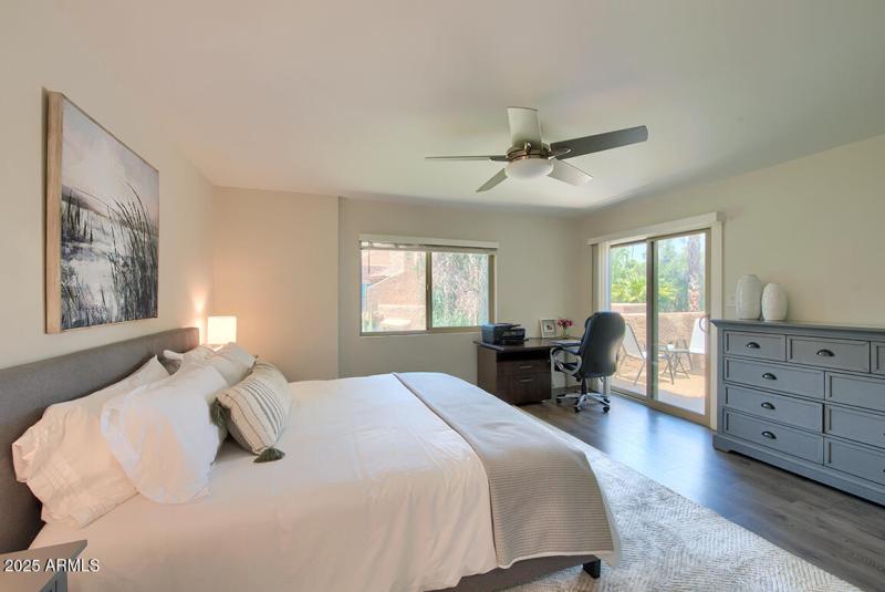 Primary w/Slider to Balcony