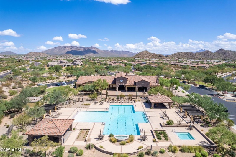 Mountain Bridge Amenities