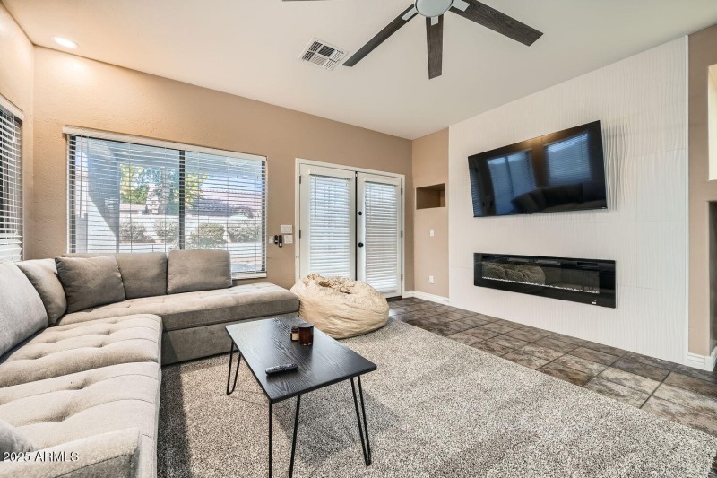 12842 W Whitton Ave - Web Quality - 013